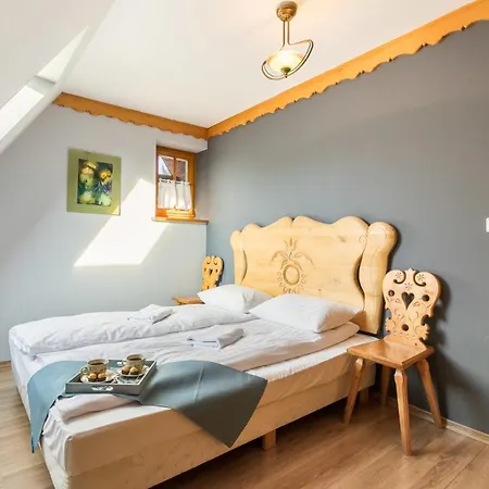 Rent Like - Stroma 32a
