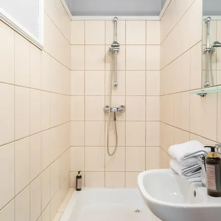 Rent Like - Stroma 32a